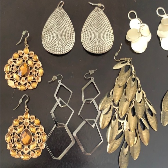 5 sets of Earrings, bundled price! - Picture 3 of 4